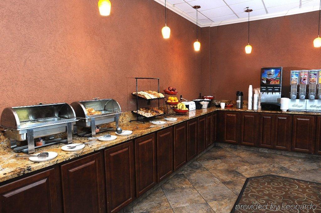 Holiday Inn And Suites Charleston West By Ihg Restaurante foto